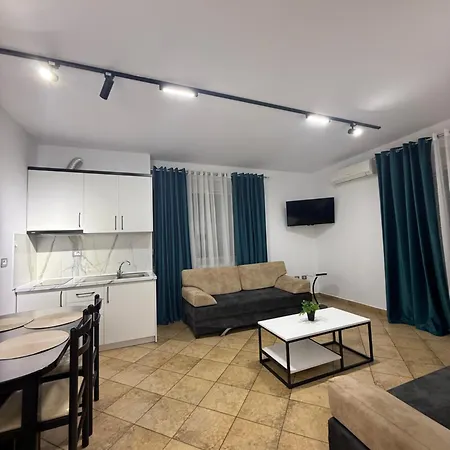 Xhenis Apartament's